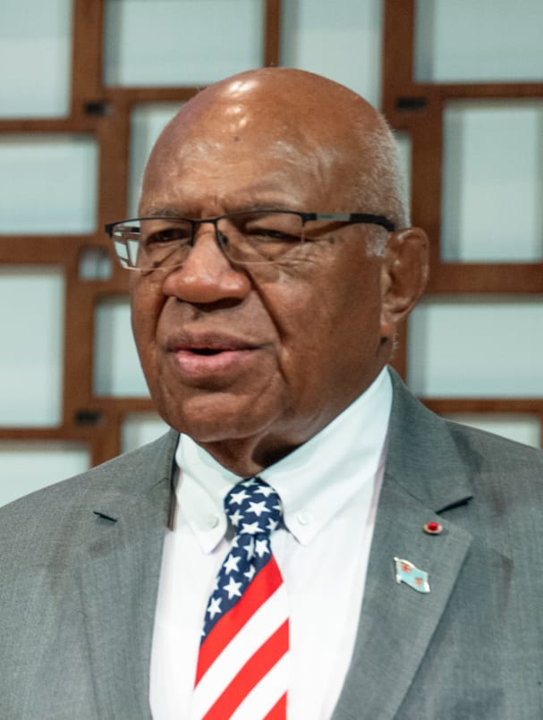 Sitiveni Rabuka in a suit, photographed in 2024