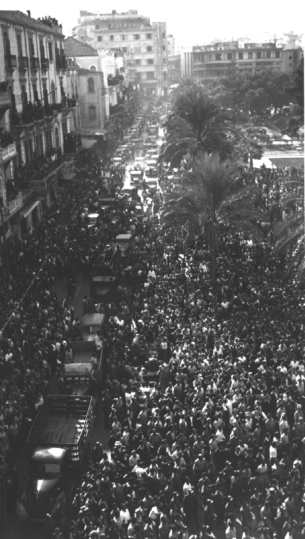 A huge crowd filling Beirut's Martyrs' Square celebrating independence in 1943