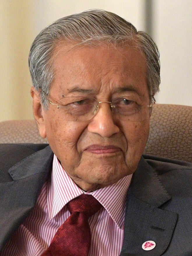 Mahathir Mohamad in a suit, photographed in 2018